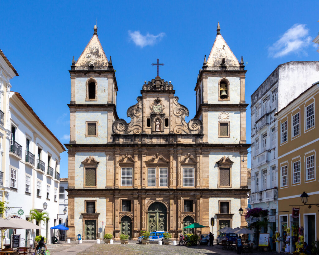 Bacelar cobra informações sobre a restauração da Igreja de São Francisco, em Salvador