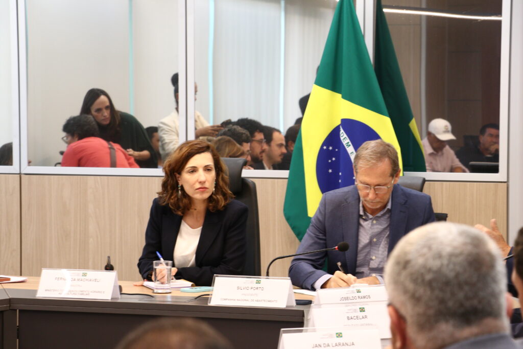 Deputados levam crise da laranja do Litoral Norte da Bahia ao Governo Federal